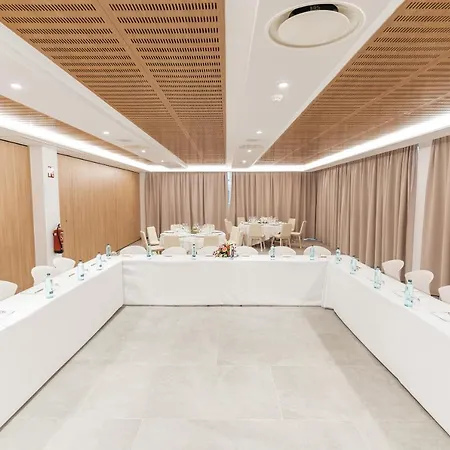 The Ibiza Twiins - 4* Sup Hotell Playa d'en Bossa