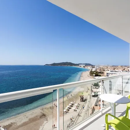 The Ibiza Twiins - 4* Sup 4* Platja d'en Bossa