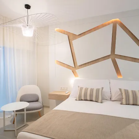 Hotel The Ibiza Twiins - 4* Sup Platja d'en Bossa