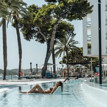 The Ibiza Twiins - 4* Sup 4* Platja d'en Bossa